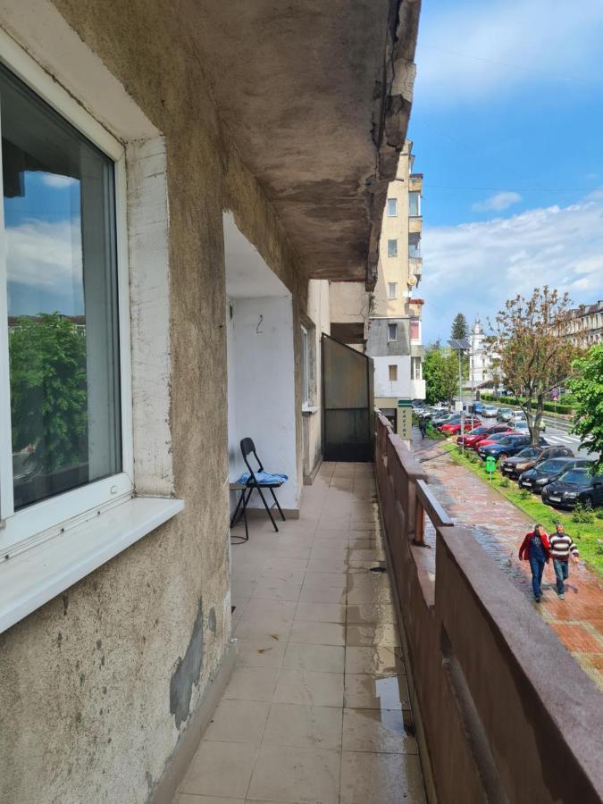 Apartament Anna Targoviste Buitenkant foto