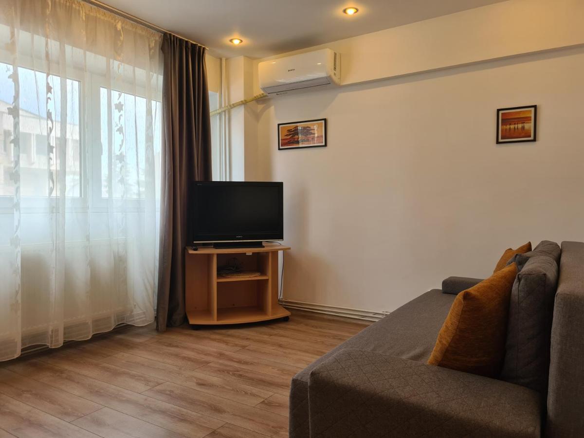 Apartament Anna Targoviste Buitenkant foto
