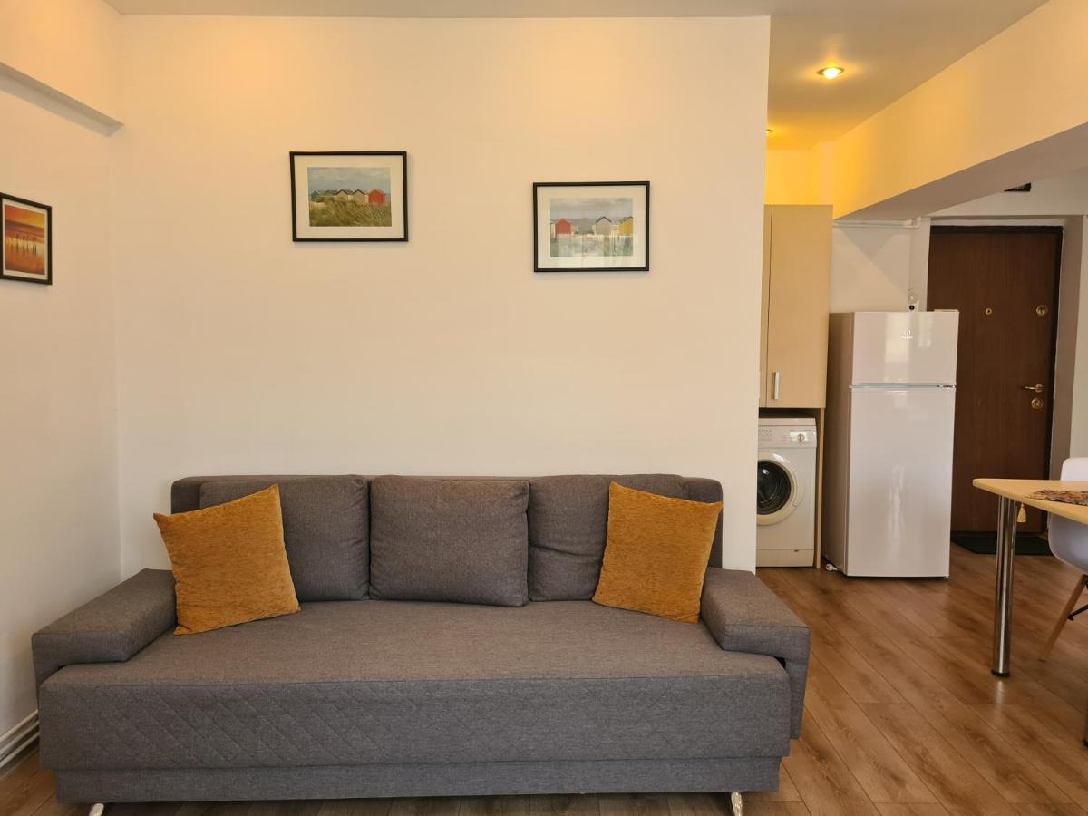 Apartament Anna Targoviste Buitenkant foto