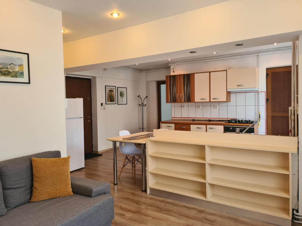 Apartament Anna Targoviste Buitenkant foto